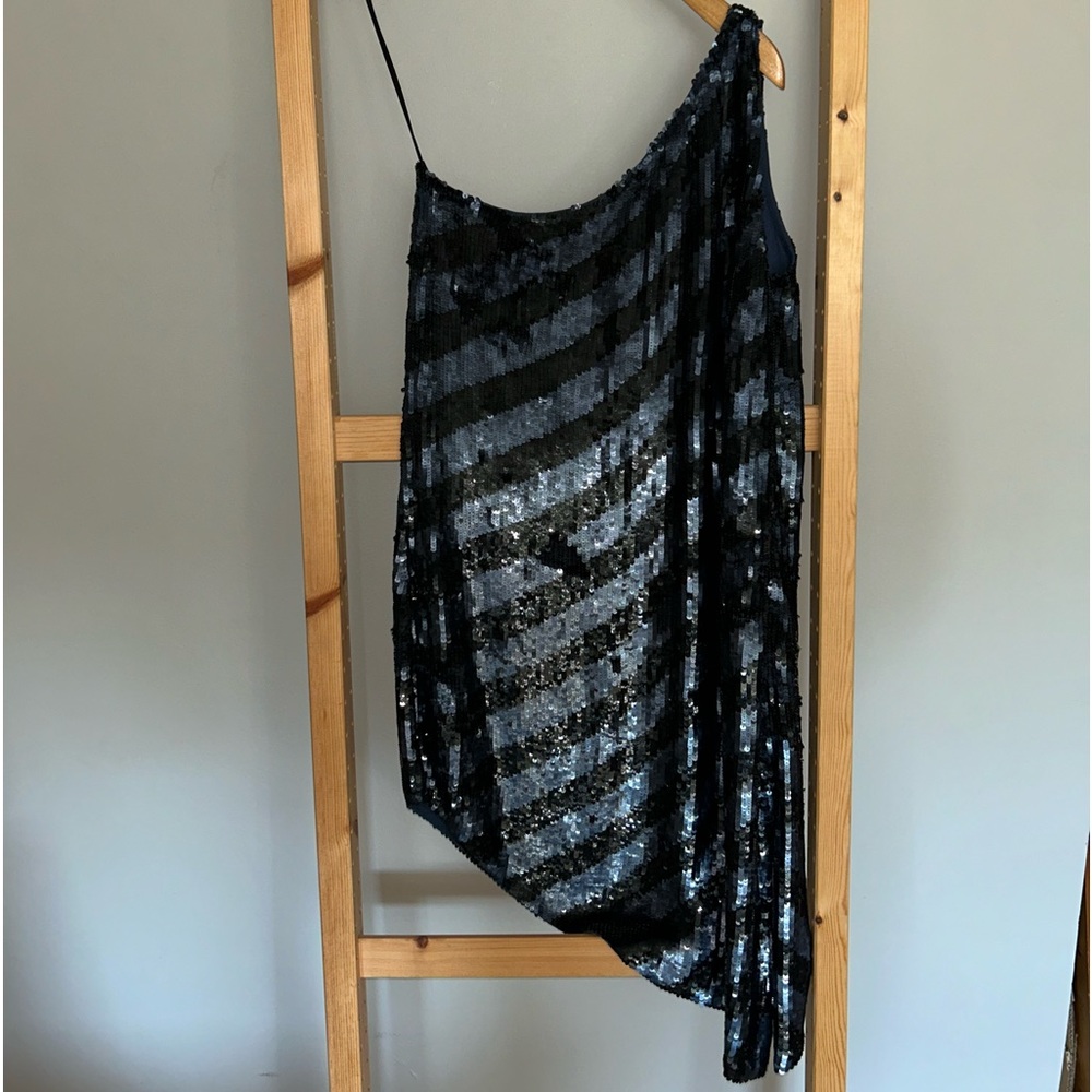 Haute Hippie One Shoulder Blue And Black Diagonal Stripe Sequin dress size S.
